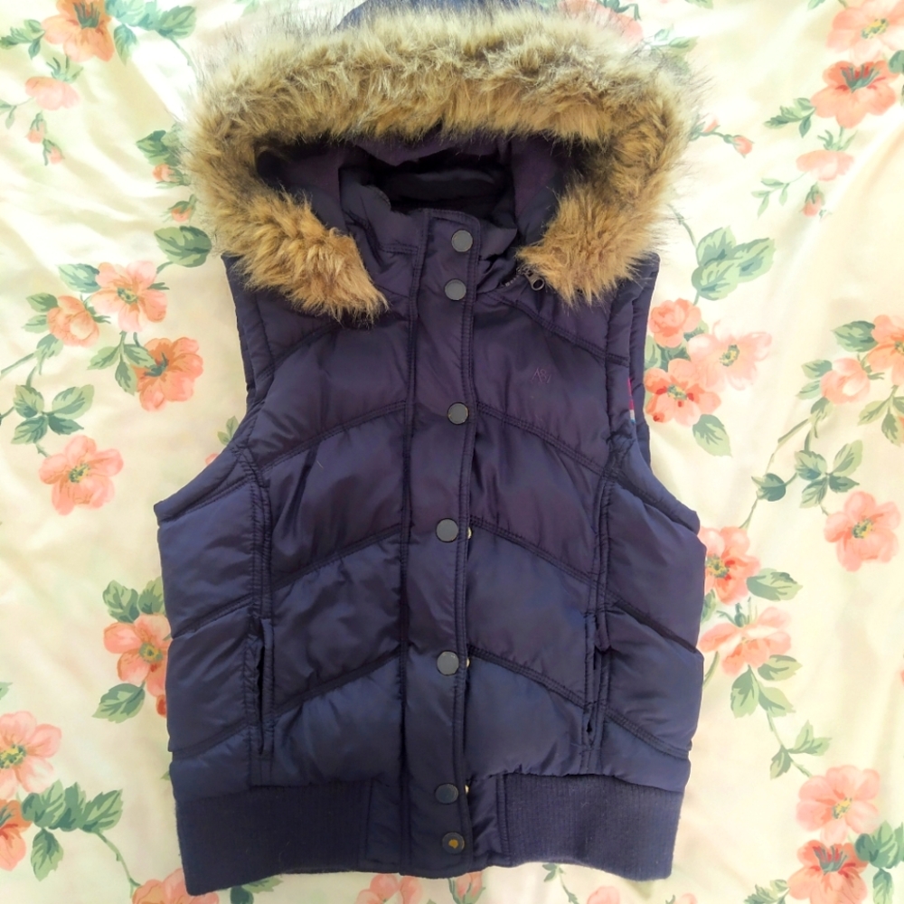 Navy Puffer Vest Removable Faux Fur Hoodie
